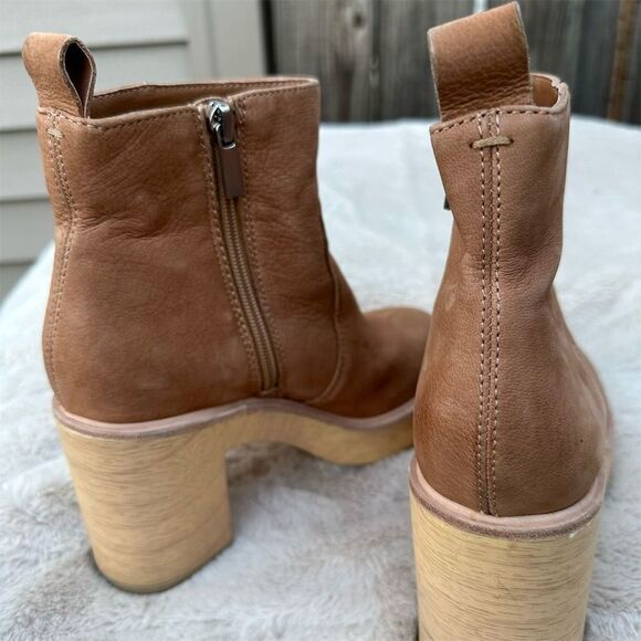 Dolce Vita Cecile Women's Brown Chelsea Boots Size 6 Block Heel - Picture 3 of 9